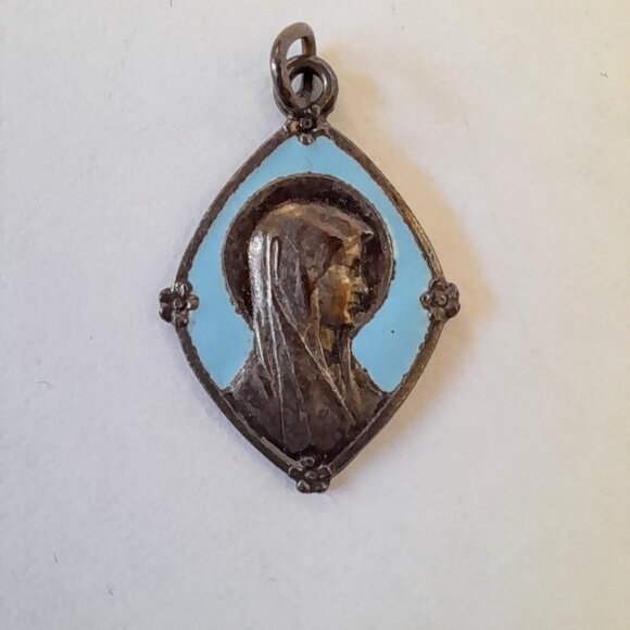Vintage Virgin Mary Charm Blue Enamel Pendant Silver Tone Christian Lourdes - Picture 2 of 11